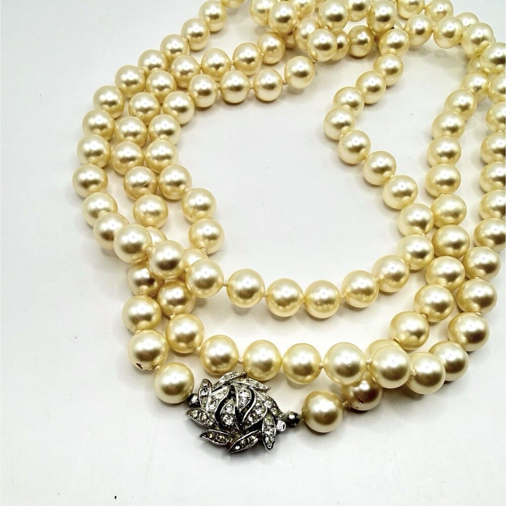 Vtg Crown Trifari 39” Faux Pearl Opera Necklace with Rhinestone Swirl Leaf Clasp